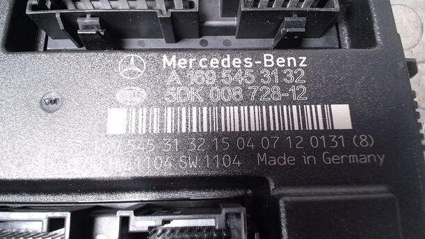 Foto: BORDNETZSTEUERGERÄT/ SAM STEUERGERÄT eines Mercedes-Benz A 200 CDI L