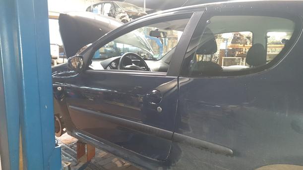 Foto: TÜR VORNE LINKS ( 206+ / 2/3 TÜRER ) eines Peugeot 206+ 60 L