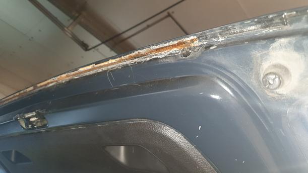 Foto: HECKKLAPPE / HECKDECKEL eines Peugeot 206+ 60 L