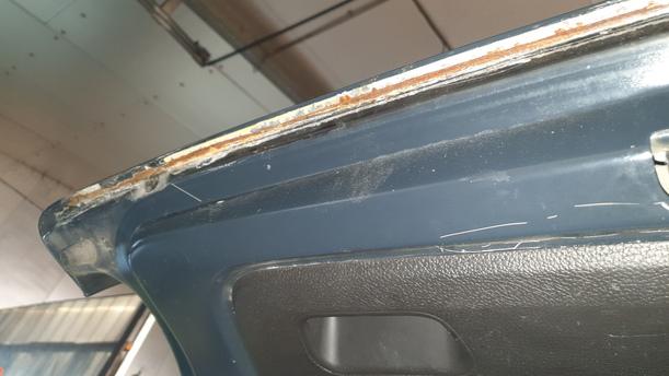 Foto: HECKKLAPPE / HECKDECKEL eines Peugeot 206+ 60 L