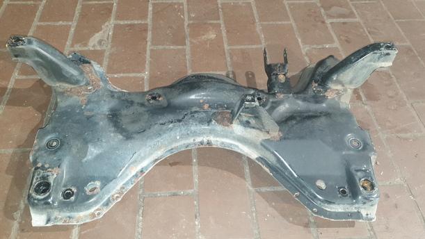 Foto: VORDERACHSTRÄGER eines Peugeot 206+ 60 L