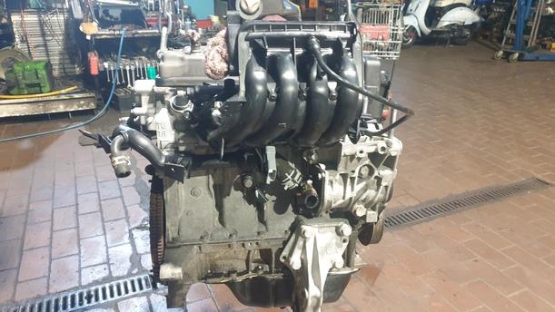Foto: MOTOR ( HFX ) eines Peugeot 206+ 60 L