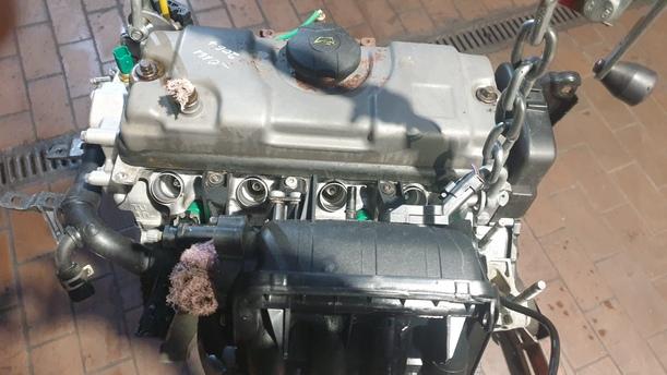 Foto: MOTOR ( HFX ) eines Peugeot 206+ 60 L