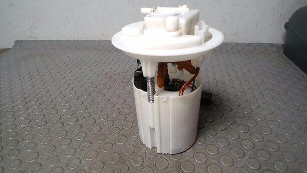 Foto: KRAFTSTOFFPUMPE eines Citroen C3 Picasso VTi 120 L