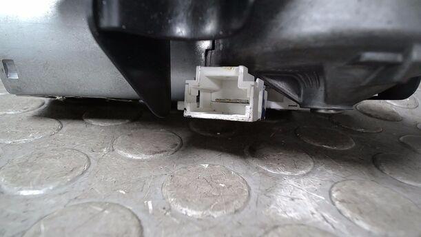Foto: SCHEIBENWISCHERMOTOR HINTEN ( PICASSO ) eines Citroen C3 Picasso VTi 120 L