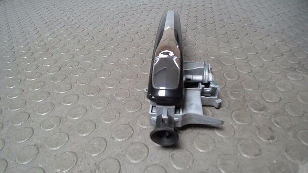Foto: TÜRAUSSENGRIFF HINTEN LINKS eines Citroen C3 Picasso VTi 120 L