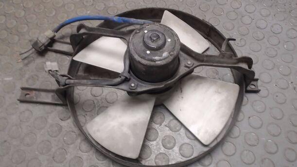 Foto: ELEKTROLÜFTER eines Nissan Micra GL