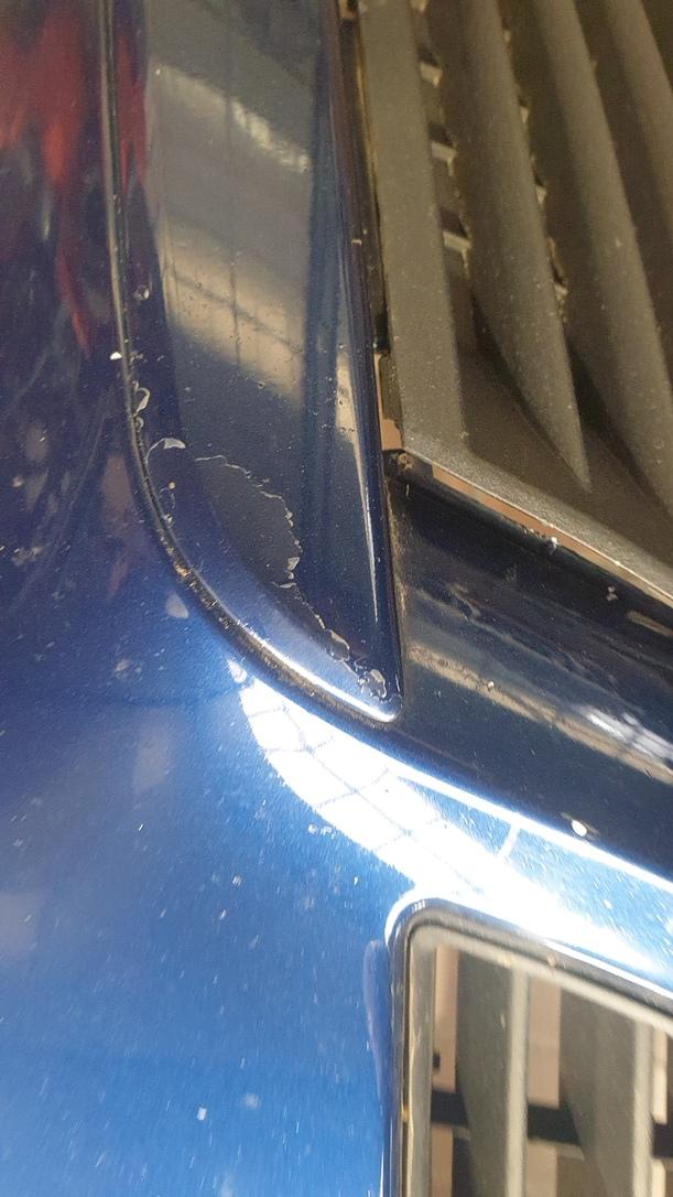Foto: STOSSFÄNGER / STOßSTANGE VORNE eines Opel Zafira 1.9 CDTI GL