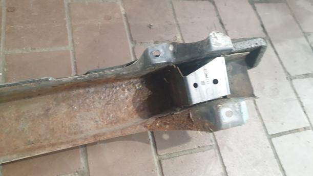 Foto: VERSTÄRKUNG HINTEN eines Opel Zafira 1.9 CDTI GL