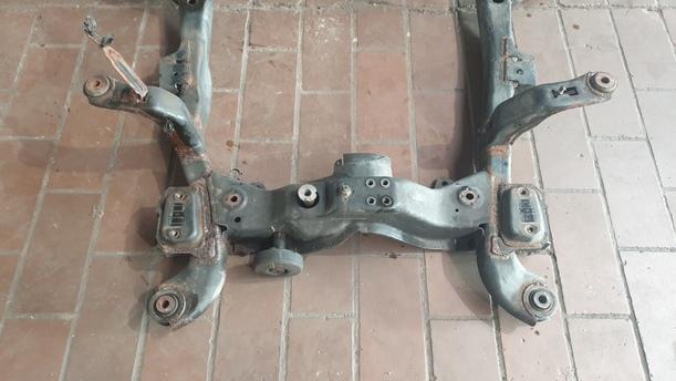 Foto: VORDERACHSE eines Opel Zafira 1.9 CDTI GL