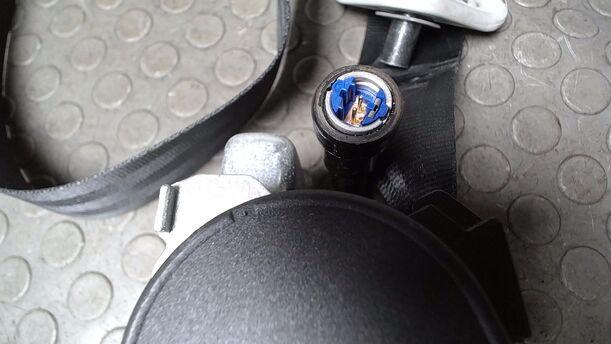 Foto: SICHERHEITSGURT VOR RECHTS eines Citroen C3 Picasso VTi 120 GL