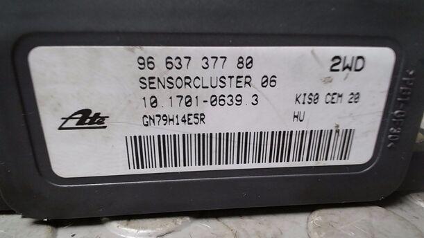 Foto: DREHRATENSENSOR eines Citroen C3 Picasso VTi 120 GL