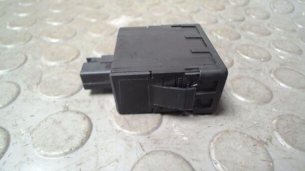 Foto: SCHALTER LEUCHTWEITENVERSTELLUNG eines Citroen C3 Picasso VTi 120 GL