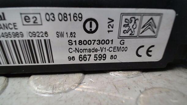 Foto: STEUERGERÄT BLUETOOTH eines Citroen C3 Picasso VTi 120 GL