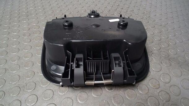 Foto: ABLAGEFACH ARMATURENBRETT eines Citroen C3 Picasso VTi 120 GL