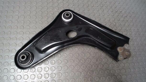 Foto: QUERLENKER VORN LINKS ( FEBI ) eines Citroen C3 Picasso VTi 120 LX