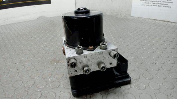 Foto: HAUPTBREMSAGGREGAT ABS eines Opel Zafira 1.9 CDTI Style
