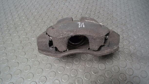 Foto: BREMSSATTEL VORN LINKS ( BOSCH ) eines Citroen C3 Picasso VTi 120 Style