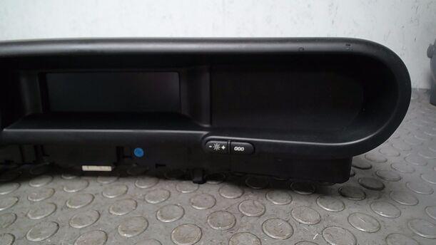 Foto: TACHOEINHEIT/ KOMBIINSTRUMENT eines Citroen C3 Picasso VTi 120 Style