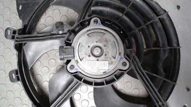 Foto: ELEKTROLÜFTER eines Citroen C3 Picasso VTi 120 Style