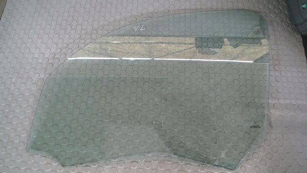 Foto: SEITENSCHEIBE/ TÜRSCHEIBE VORN LINKS ( PICASSO ) eines Citroen C3 Picasso VTi 120 Style