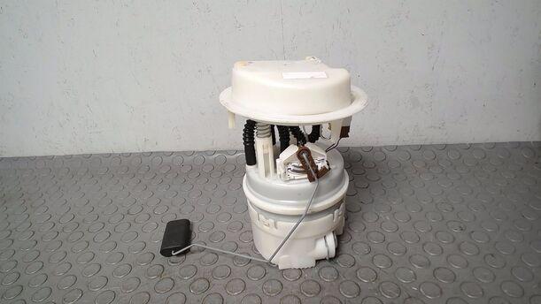Foto: KRAFTSTOFFPUMPE eines Peugeot 206+ 60 Style