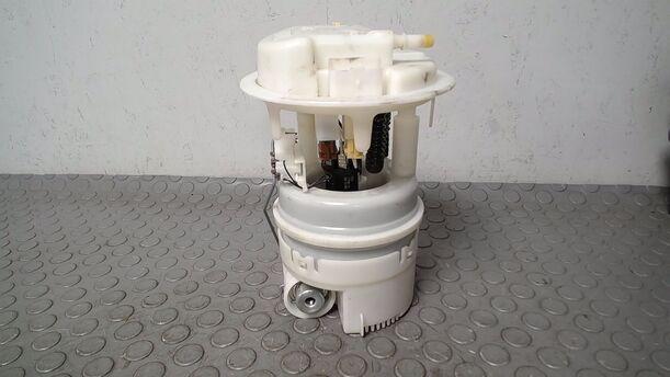 Foto: KRAFTSTOFFPUMPE eines Peugeot 206+ 60 Style