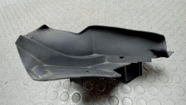 Foto: ABDECKUNG WINDLAUF LINKS eines Opel Zafira 1.9 CDTI Style