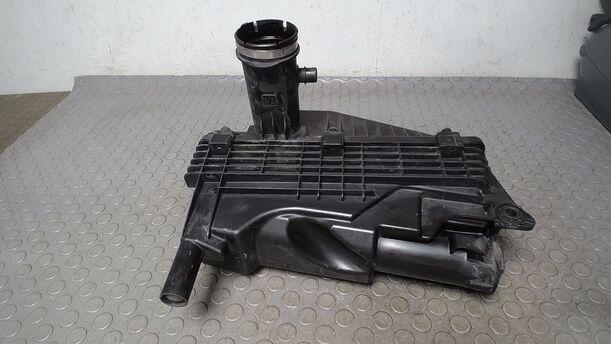 Foto: LUFTFILTERKASTEN eines Peugeot 206+ 60 Style
