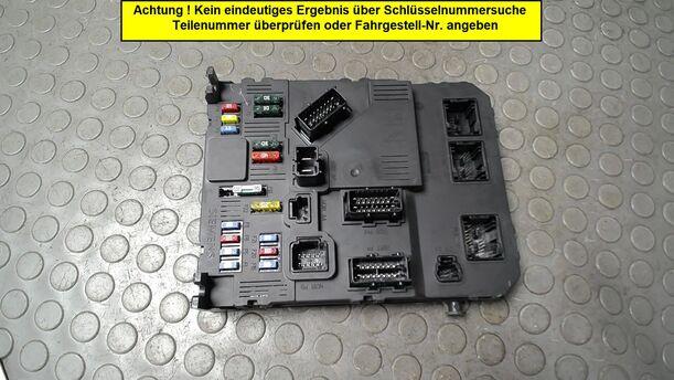 Foto: SICHERUNGSKASTEN/ STEUERGERÄT ZENTRALELEKTRIK eines Peugeot 206+ 60 Style