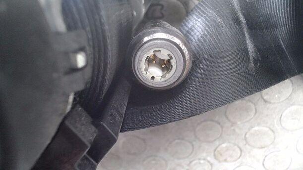 Foto: SICHERHEITSGURT VORN RECHTS ( 2/3 TÜRER ) eines Peugeot 206+ 60 Style