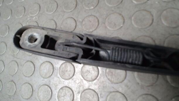 Foto: SCHEIBENWISCHERARM HINTEN eines Peugeot 206+ 60 Style