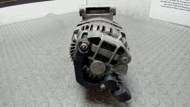 Foto: LICHTMASCHINE / GENERATOR eines Opel Zafira 1.9 CDTI LX