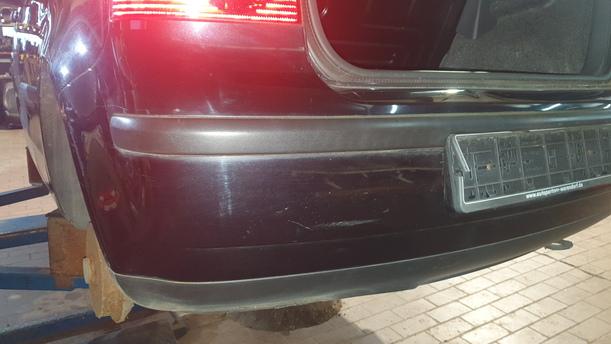 Foto: STOSSFÄNGER/ STOßSTANGE HINTEN eines VW Polo 1.2 LX