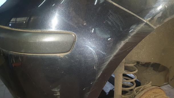 Foto: STOSSFÄNGER/ STOßSTANGE HINTEN eines VW Polo 1.2 LX