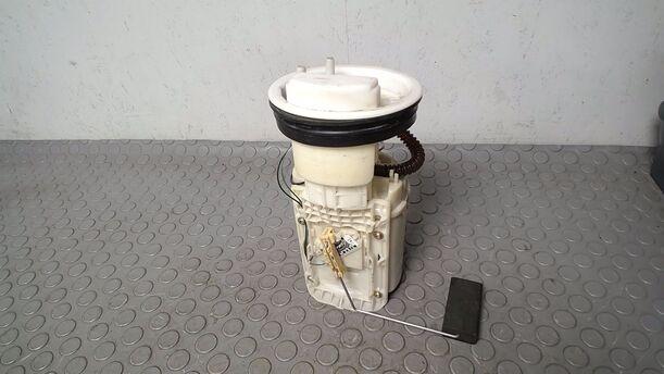 Foto: KRAFTSTOFFPUMPE eines VW Polo 1.2 LX