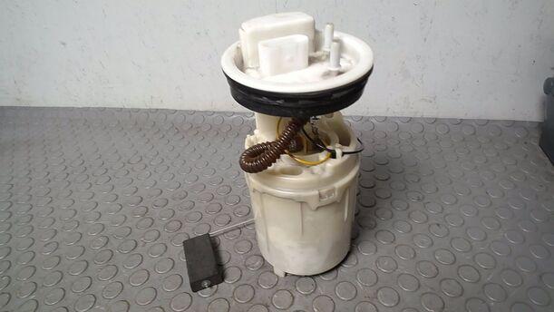 Foto: KRAFTSTOFFPUMPE eines VW Polo 1.2 LX