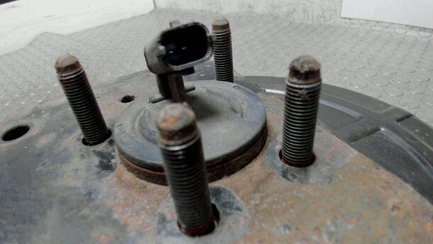 Foto: ACHSSCHENKEL HINTEN LINKS eines Opel Zafira 1.9 CDTI LX