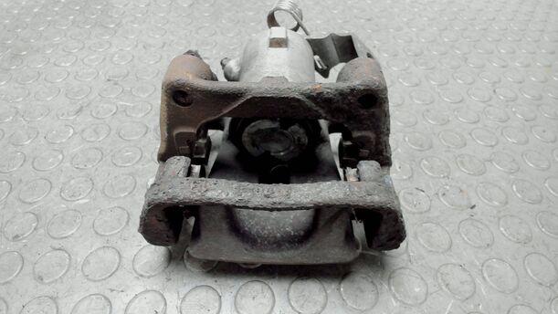 Foto: BREMSSATTEL HINTEN RECHTS ( TRW ) eines Opel Zafira 1.9 CDTI LX