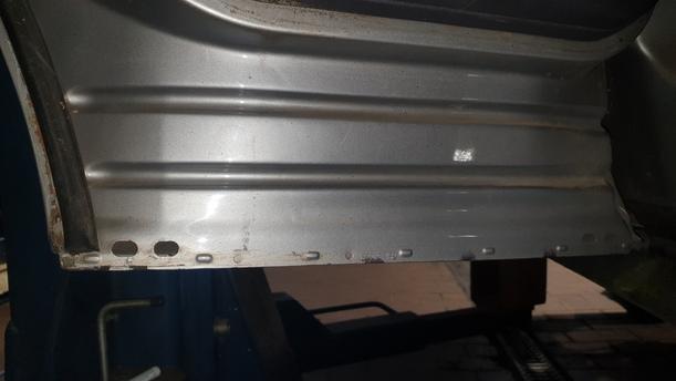 Foto: TÜR HINTEN LINKS ( KURZ ) eines Mercedes-Benz A 140 GLXi