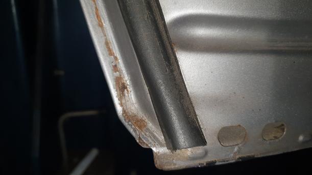 Foto: TÜR HINTEN LINKS ( KURZ ) eines Mercedes-Benz A 140 GLXi