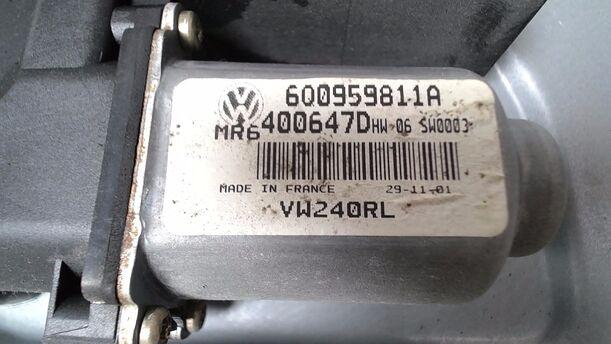 Foto: FENSTERHEBER ELEKTRISCH HINTEN LINKS eines VW Polo 1.2 GLXi