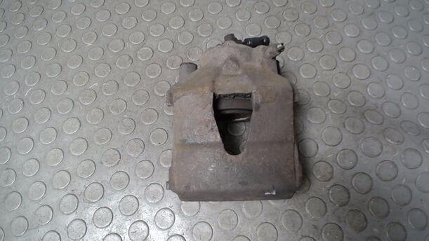 Foto: BREMSSATTEL VORN LINKS eines VW Polo 1.2 GLXi