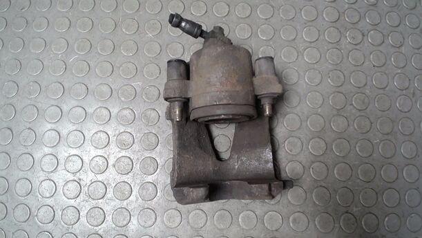 Foto: BREMSSATTEL VORN LINKS eines VW Polo 1.2 GLXi