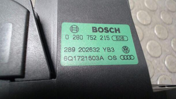 Foto: GASPEDAL eines VW Polo 1.2 GLXi