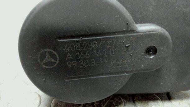 Foto: DROSSELKLAPPENSTUTZEN eines Mercedes-Benz A 140 GLXi