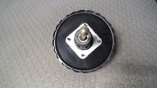 Foto: BREMSKRAFTVERTÄRKER eines VW Polo 1.2 GLXi
