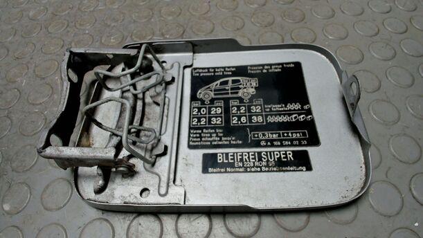 Foto: TANKKLAPPE / TANKDECKEL eines Mercedes-Benz A 140 GLXi