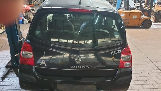Foto: HECKKLAPPE/ HECKDECKEL eines Renault Twingo 1.2 16V Aut. Style
