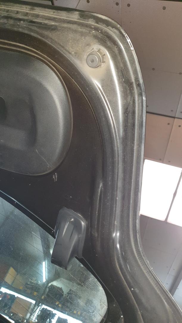 Foto: HECKKLAPPE/ HECKDECKEL eines Renault Twingo 1.2 16V Aut. Style